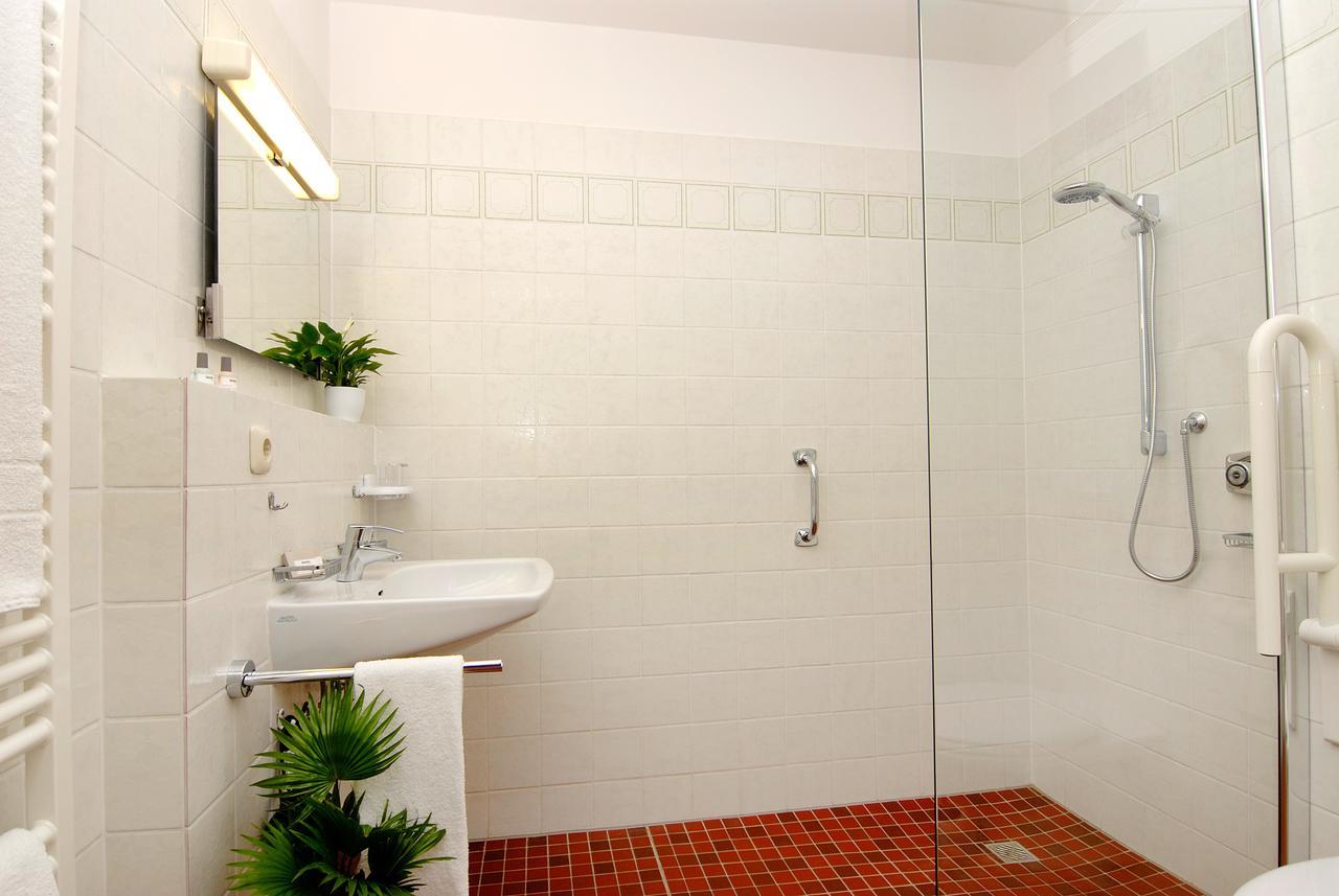 Garni Hotel Leitl Gmbh Eggenfelden Bilik gambar